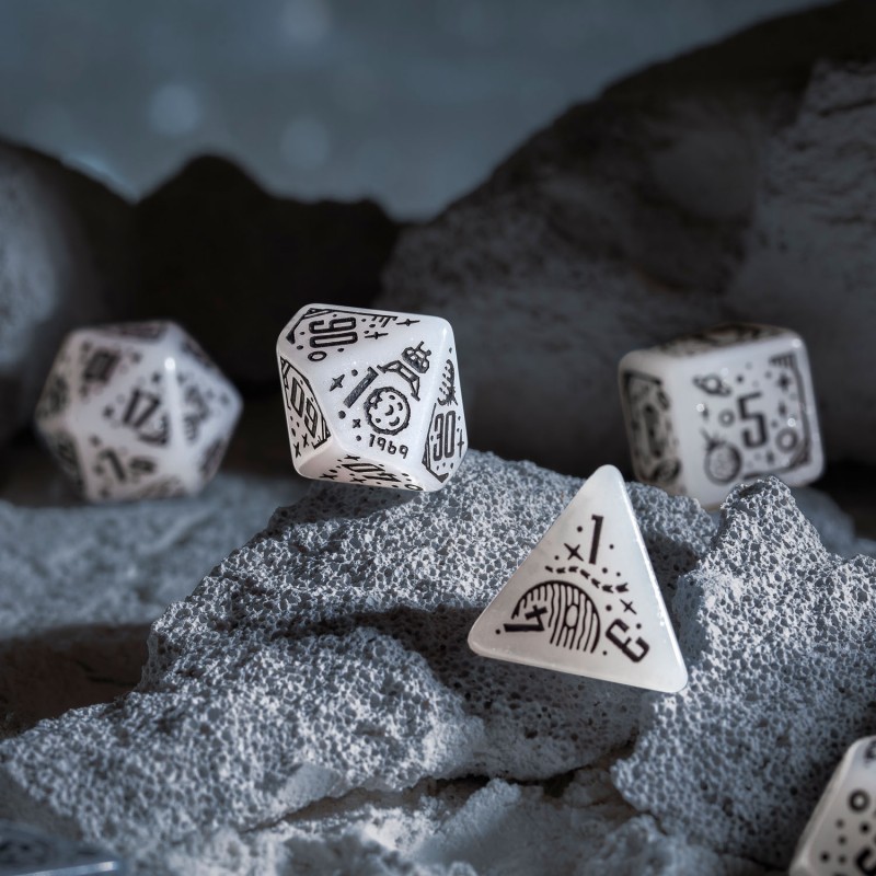 Набор кубиков Space Dice Set: Apollo (7), бренду Q-Workshop - 5 - KUBIX 