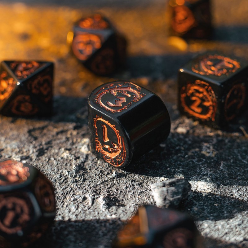 Набір кубиків Dragons Modern Dice Set: Obsidian, бренду Q-Workshop - 4 - KUBIX 