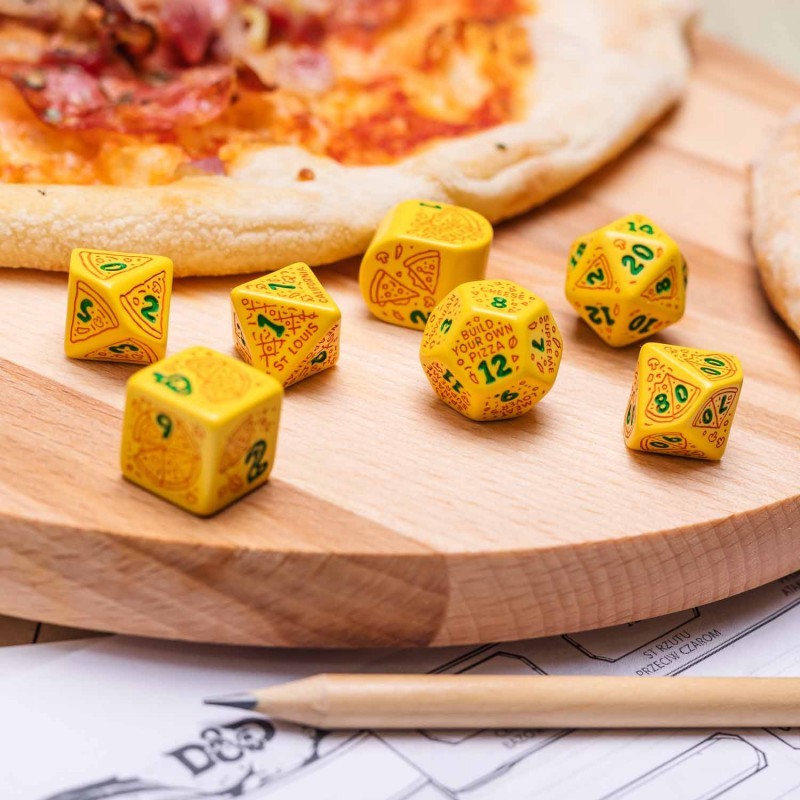 Набір кубиків Pizza Modern Dice Set: Margherita (7), бренду Q-Workshop - 6 - KUBIX 