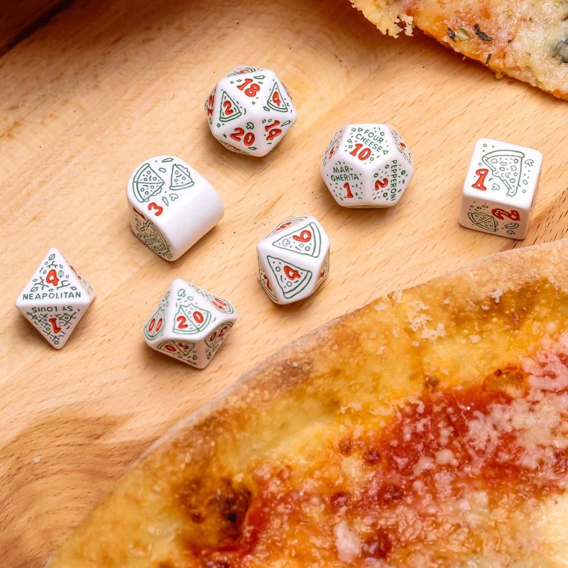 Набор кубиков Pizza Modern Dice Set: Pepperoni (7), бренду Q-Workshop - 4 - KUBIX 