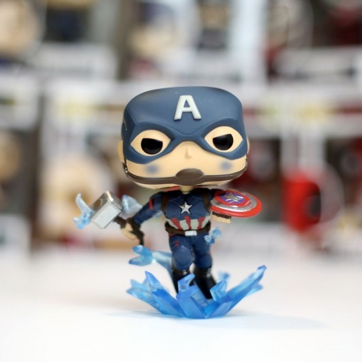 Ігрова фігурка FUNKO POP! Капітан Америка з мйольніром Marvel. Avengers Endgame #573, бренду Funko - 5 - KUBIX 