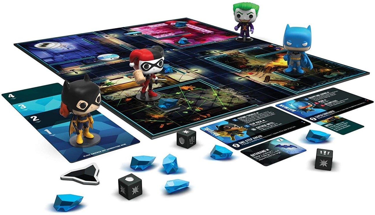 Настольная игра Funkoverse Strategy Game: DC 100 4 Pack (EN), бренду Funko, для 2-4 гравців, час гри < 30мин. - 4 - KUBIX 