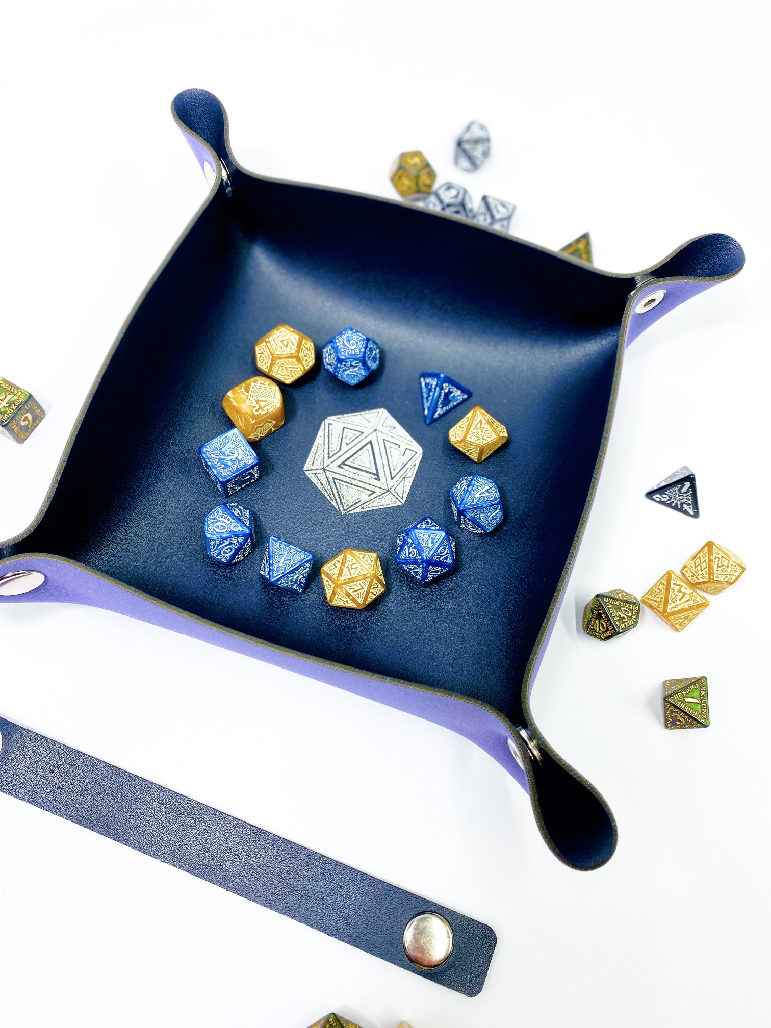 Лоток для кубиків D20 синій Dice Tray, бренду Планета Ігор - 4 - KUBIX 