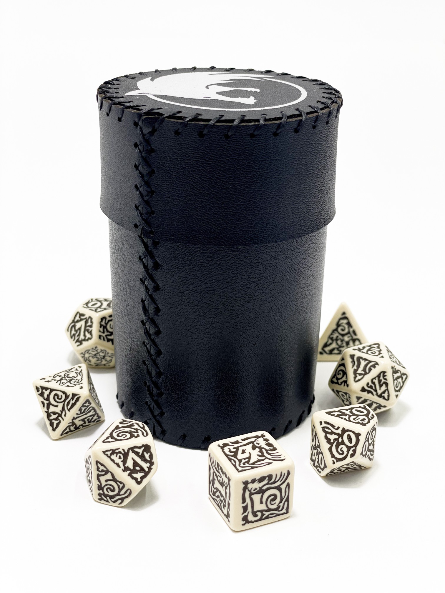 Стакан для кубиков Волк черный Dice Cup, бренду Планета Игр - 3 - KUBIX 