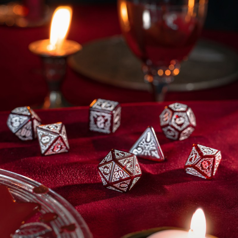 Набор кубиков Bloodsucker Scarlet Dice Set (7), бренду Q-Workshop - 4 - KUBIX 