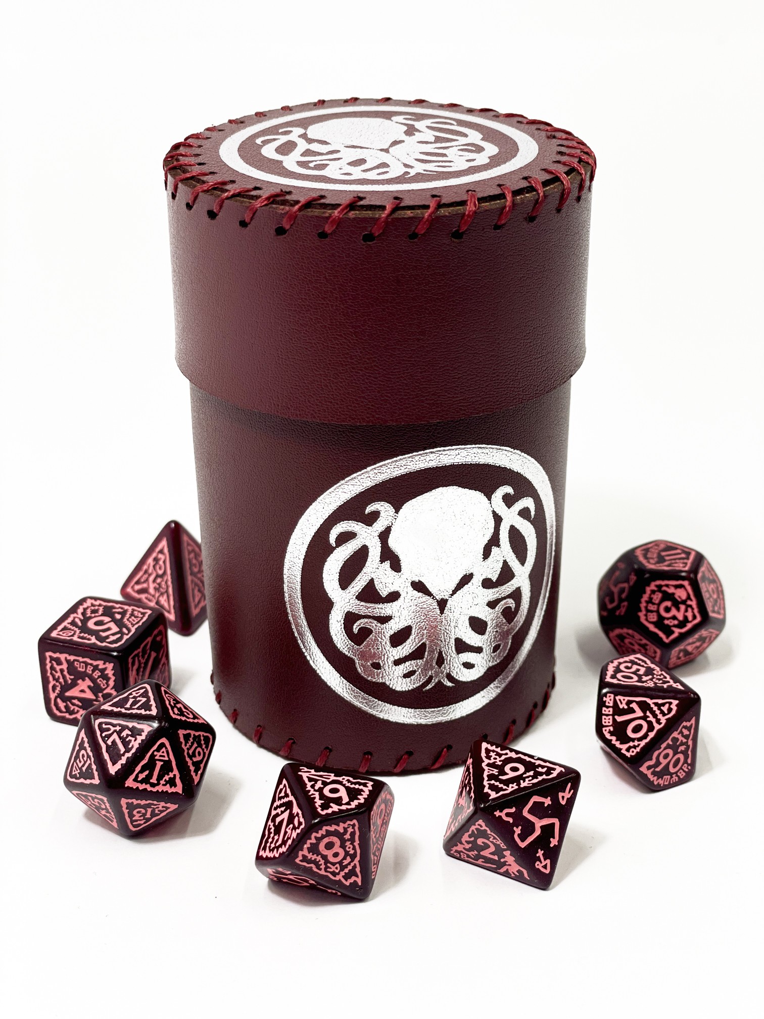 Стакан для кубиков Ктулху Бургунди Dice Cup, бренду Планета Игр - 6 - KUBIX 