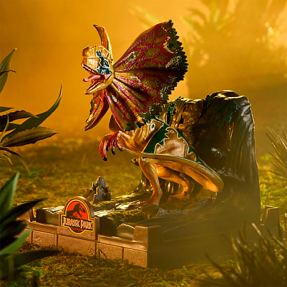 Фигурка Делофозавр. Парк Юрского периода (Dilophosaurus. JURASSIC PARK) - 3 - KUBIX