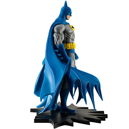 Статуетка Бетмен (DC COMICS Batman. Classic Version Scale 1/9) - 3 - KUBIX