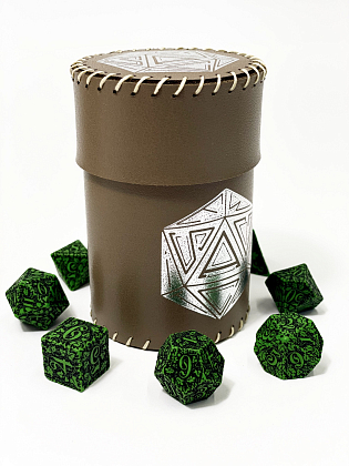 Стакан для кубиков D20 коричневый Dice Cup, бренду Планета Игр - 5 - KUBIX