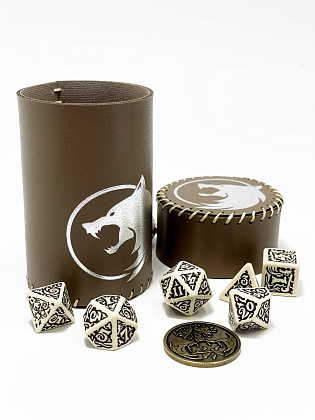 Стакан для кубиков Волк коричневый Dice Cup, бренду Планета Игр - KUBIX