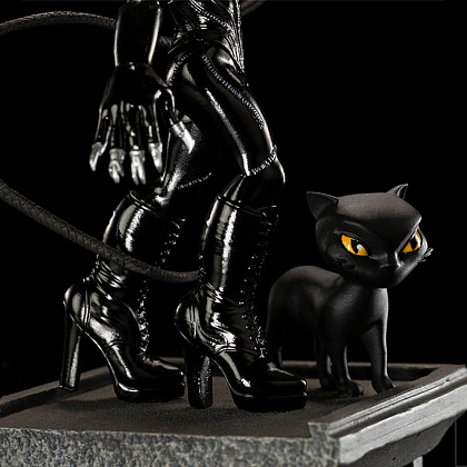 Фигурка Женщина-Кошка. Бэтмен (Catwoman Batman Returns. DC COMICS) - 6 - KUBIX