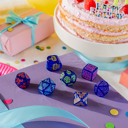 Набор кубиков Happy Birthday Dice Set: Streamers, бренду Q-Workshop - 3 - KUBIX
