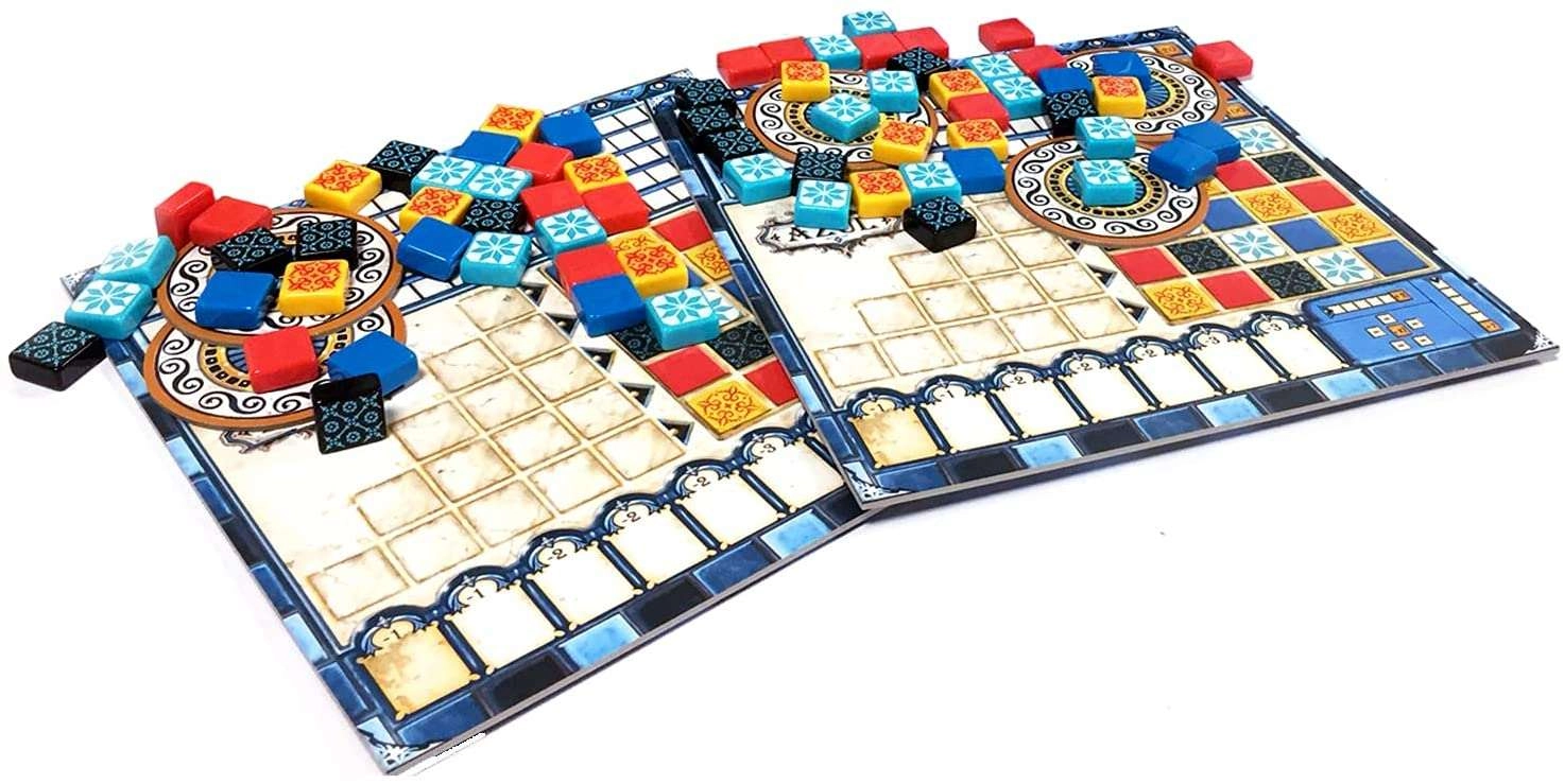 Настільна гра Азул (Azul), бренду Next Move Games, для 2-4 гравців, час гри < 30хв. - 4 - KUBIX 