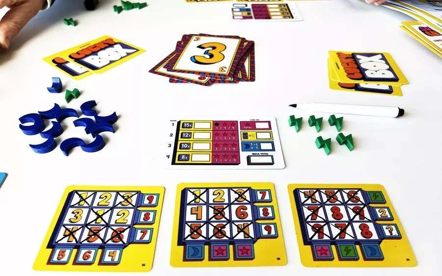Настольная игра Супер мега счастливая шкатулка (Super Mega Lucky Box), бренду Feelindigo, для 1-6 гравців, час гри < 30мин. - 4 - KUBIX 