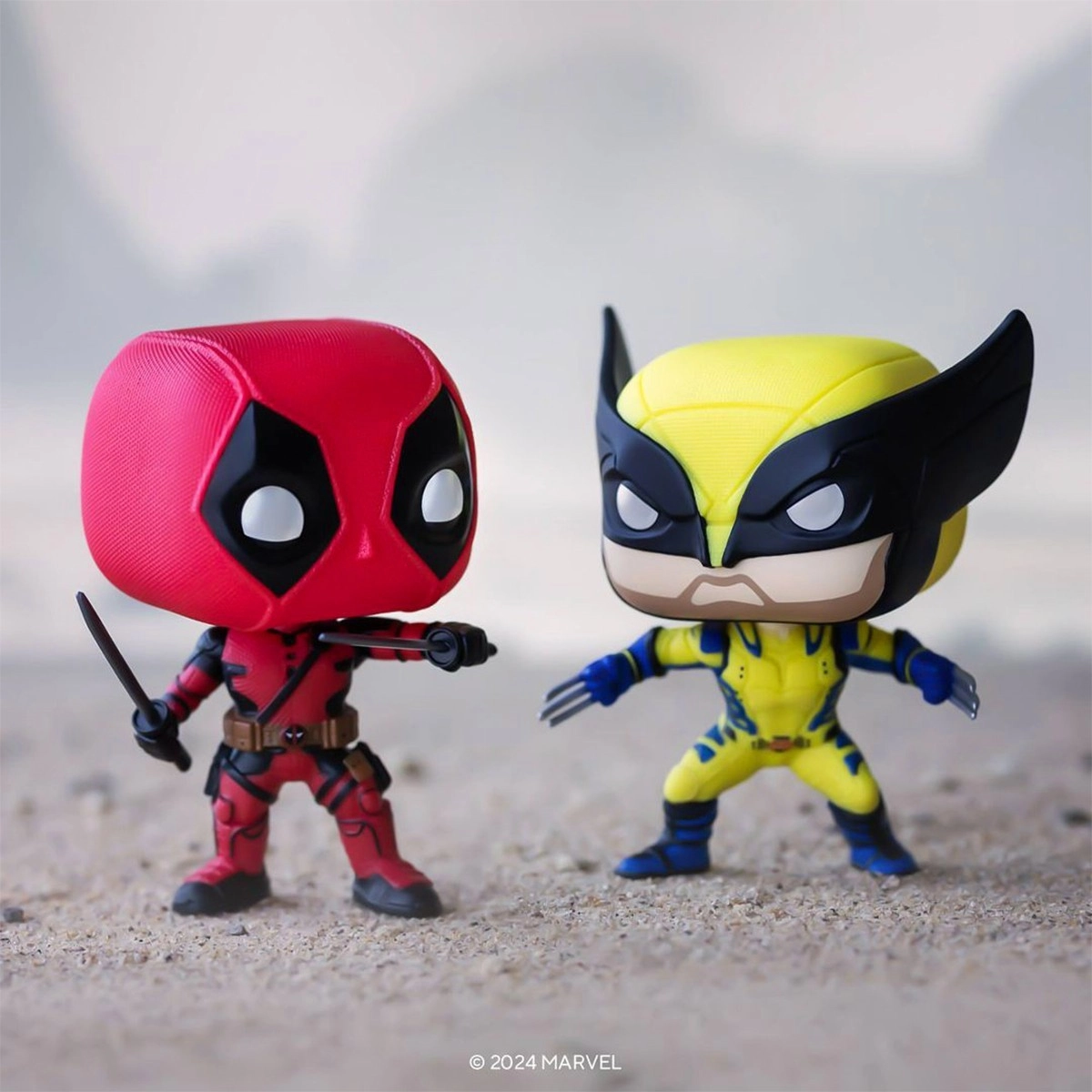 Ігрова фігурка FUNKO POP! РОСОМАХА (Wolverine) Marvel. Deadpool #1363, бренду Funko - 4 - KUBIX 