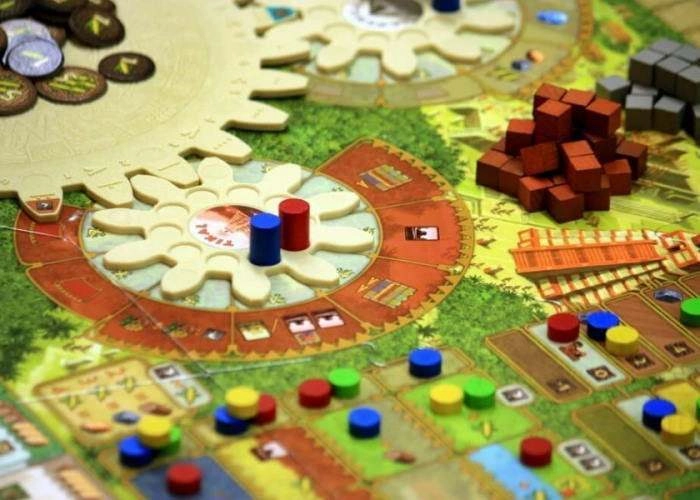 Настільна гра Цольк'ін: Календар Мая (Tzolk'in: The Mayan Calendar), бренду Feelindigo, для 2-4 гравців, час гри > 60хв. - 5 - KUBIX 