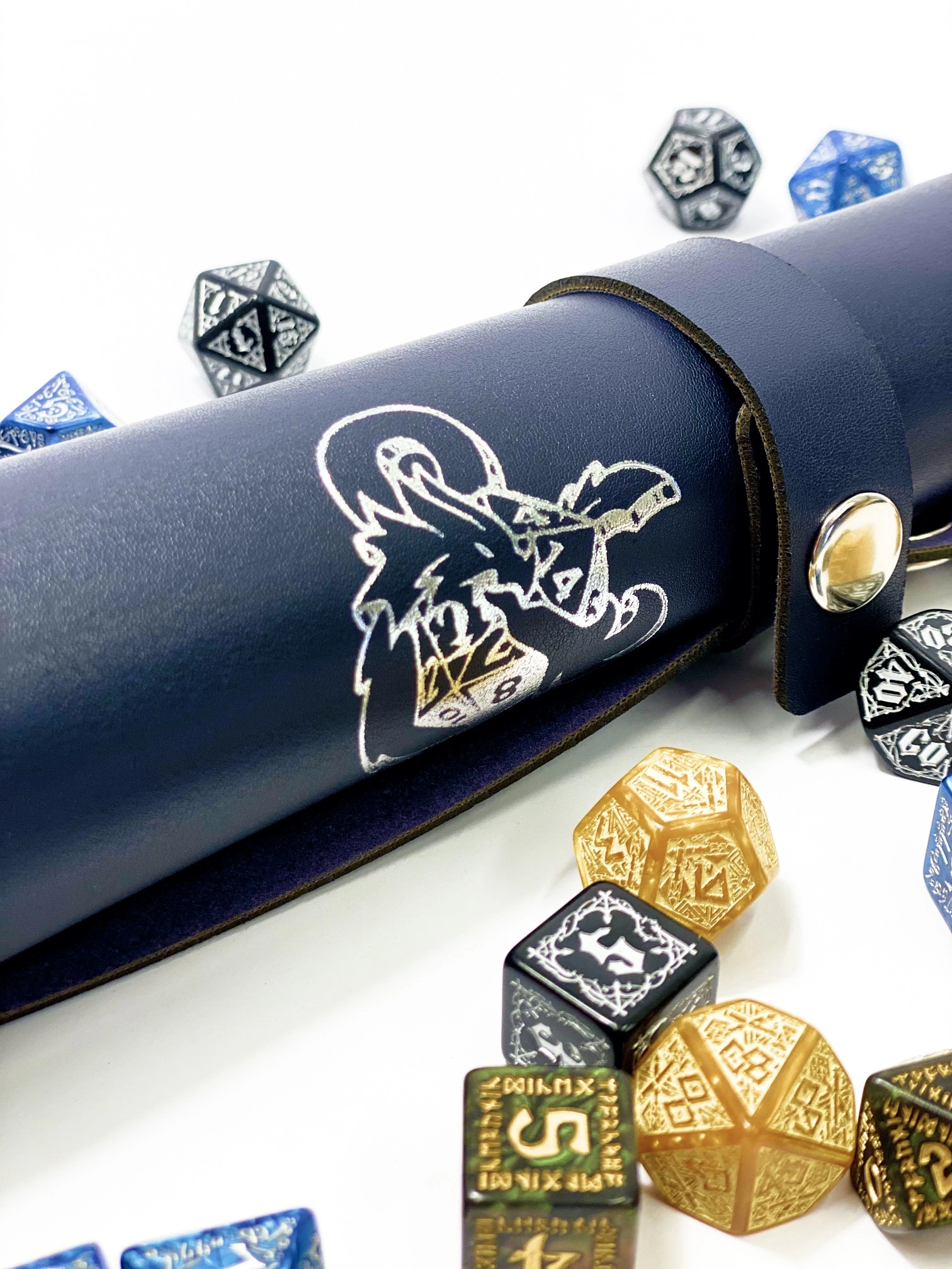 Лоток для кубиків Дракон синій Dice Tray, бренду Планета Ігор - 7 - KUBIX 
