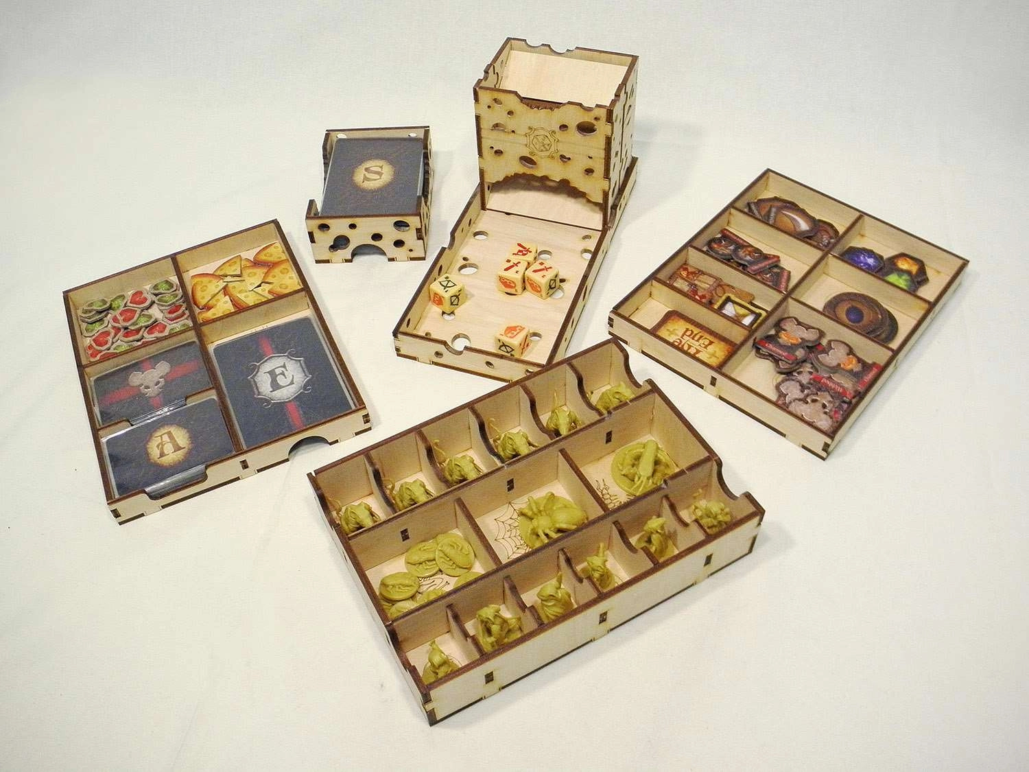 Органайзер для настольной игры Про Мышей и Тайны (Organizer for boardgame Mice and Mystics), бренду Tower Rex - 2 - KUBIX 