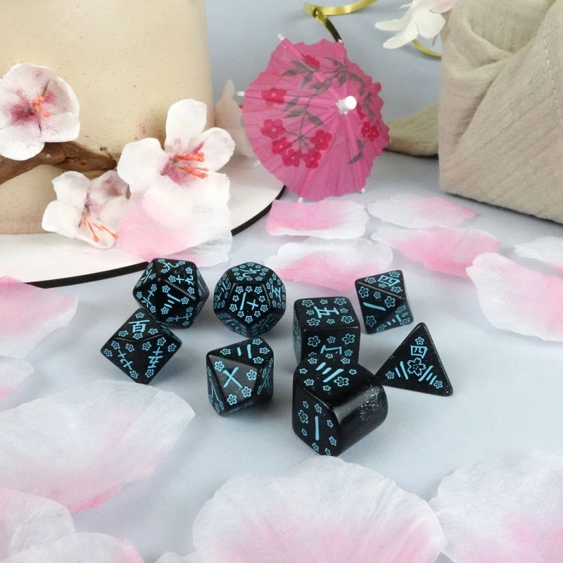 Набір кубиків 20 years: Japanese Dice Set (8), бренду Q-Workshop - 4 - KUBIX 