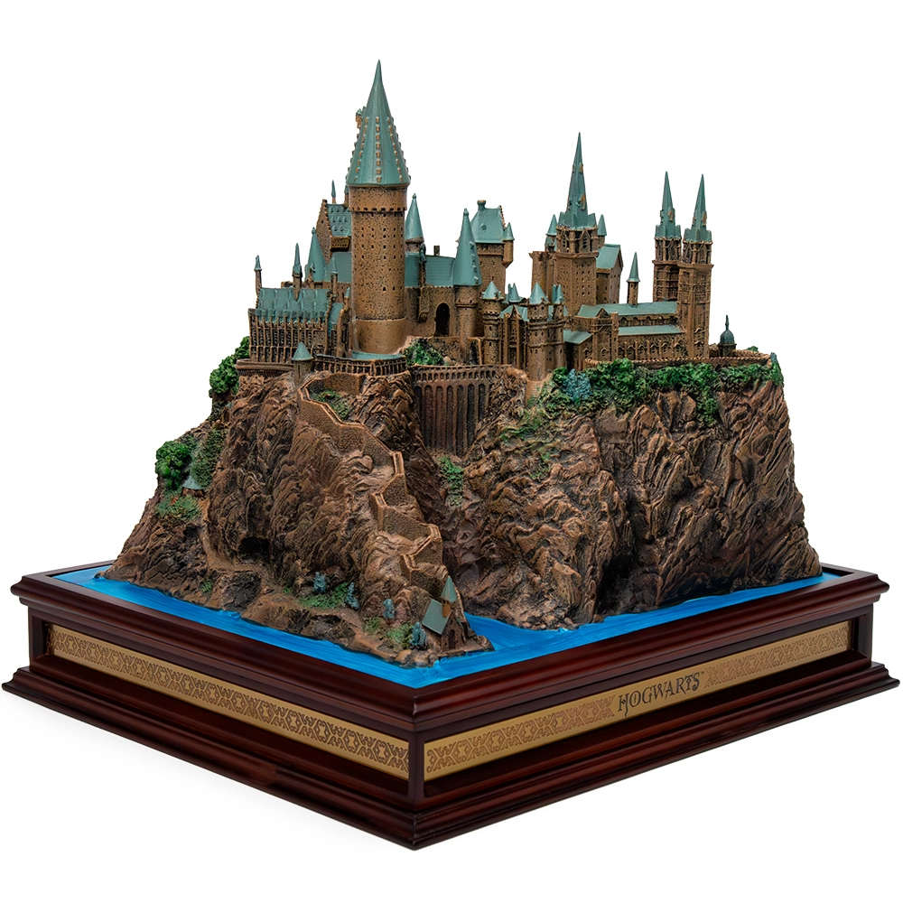 Статуэтка Хогвартс. Гарри Поттер (HARRY POTTER Hogwarts School Sculpture) - KUBIX