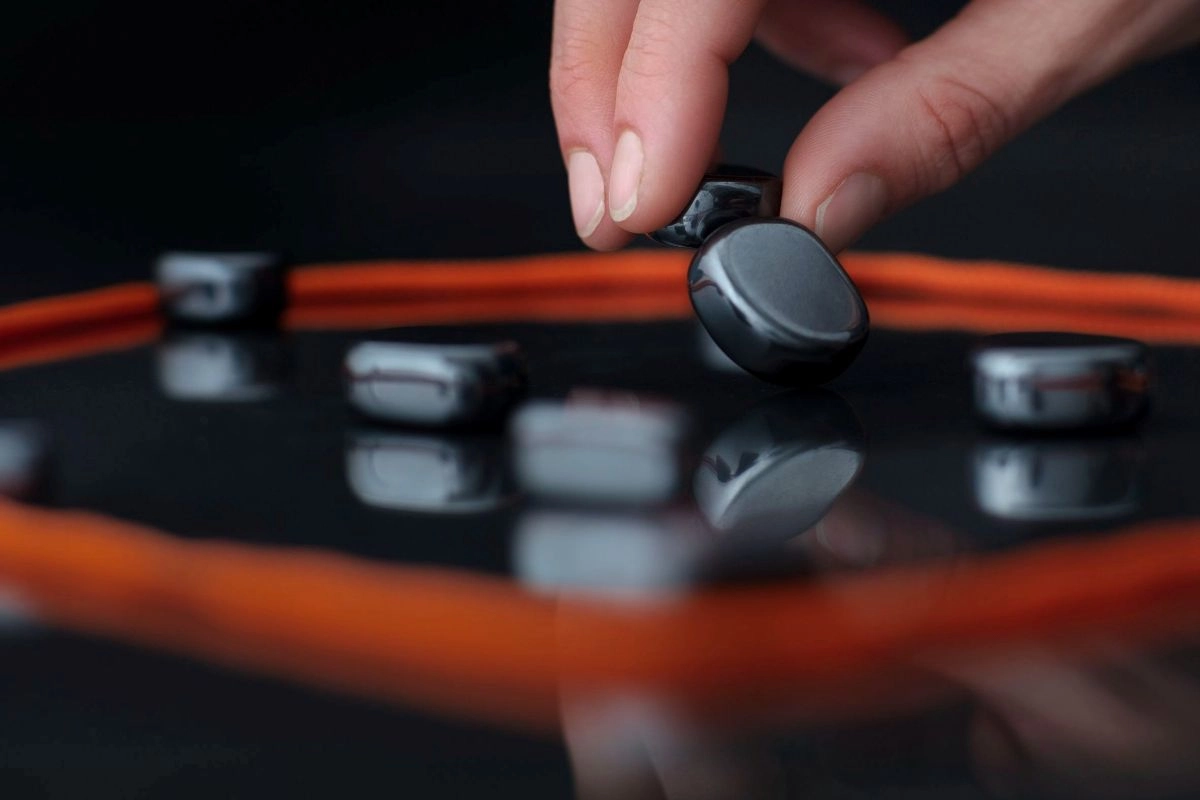 Настільна гра Кластер (Kluster), бренду Feelindigo, для 1-4 гравців, час гри < 30хв. - 2 - KUBIX 