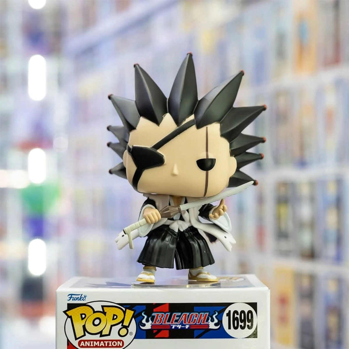 Ігрова фігурка Funko POP! Дзаракі Кемпачі (Kenpachi Zaraki) Bleach: #1699, бренду Funko - 3 - KUBIX 