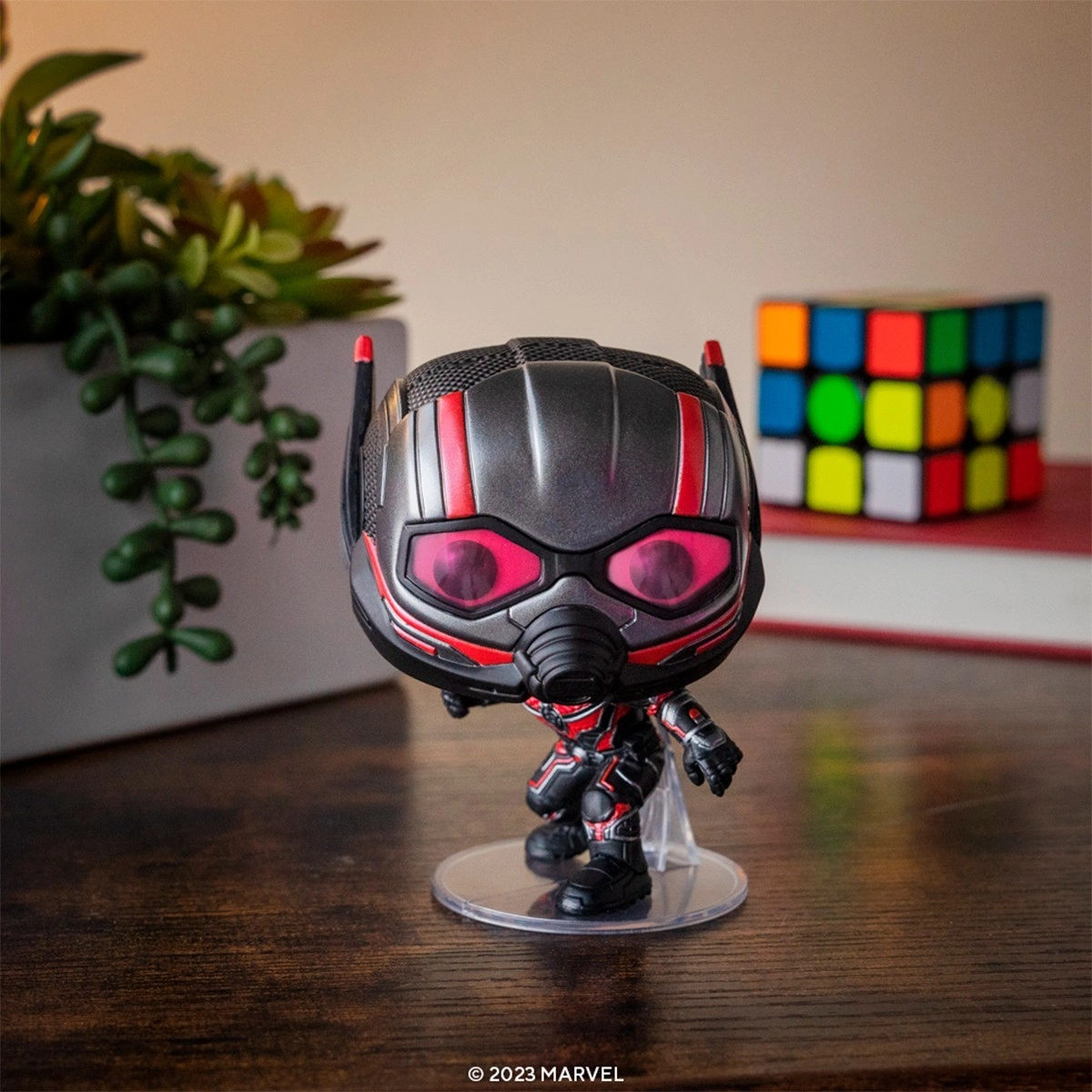 Игровая фигурка FUNKO POP! ЧЕЛОВЕК-МИМО (Ant-Man) Ant-Man and the Wasp Quantumania: #1137, бренду Funko - 3 - KUBIX 