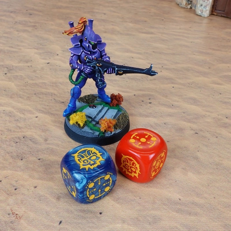 Набор кубиков Crosshairs Compact D6: Кобальт и Красный Диа - 2 - KUBIX 