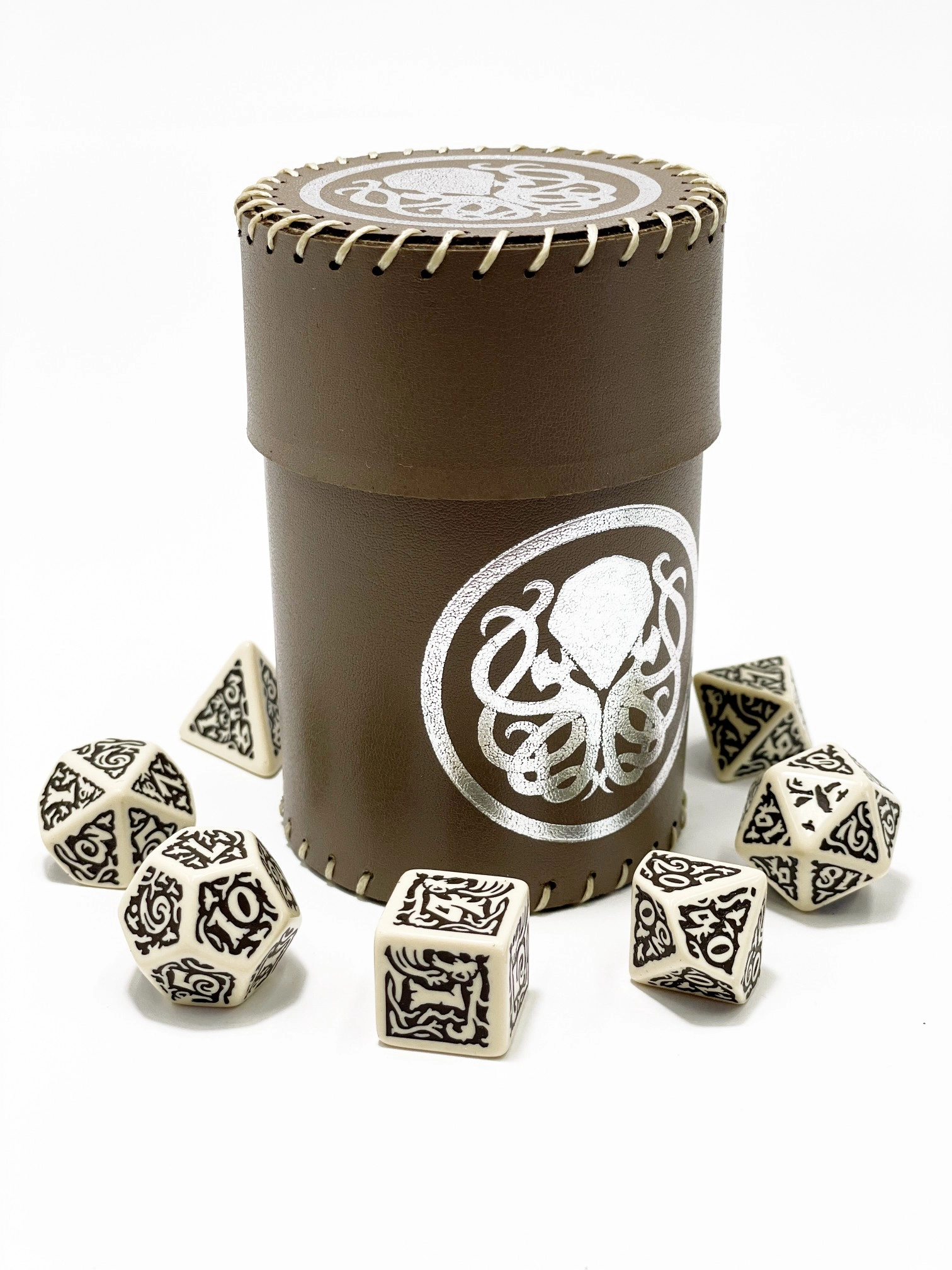 Кубикодержатель Ктулху коричневый Dice Cup, бренду Планета Игр - 2 - KUBIX 
