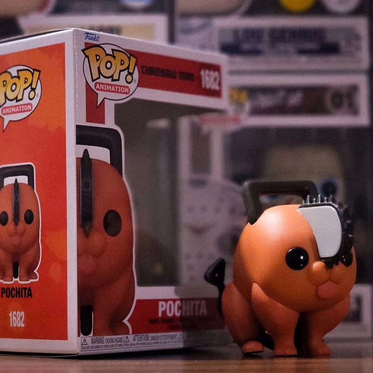 Игровая фигурка FUNKO POP! ПОЧИТА (Pochita) Chainsaw Man: #1682, бренду Funko - 2 - KUBIX 