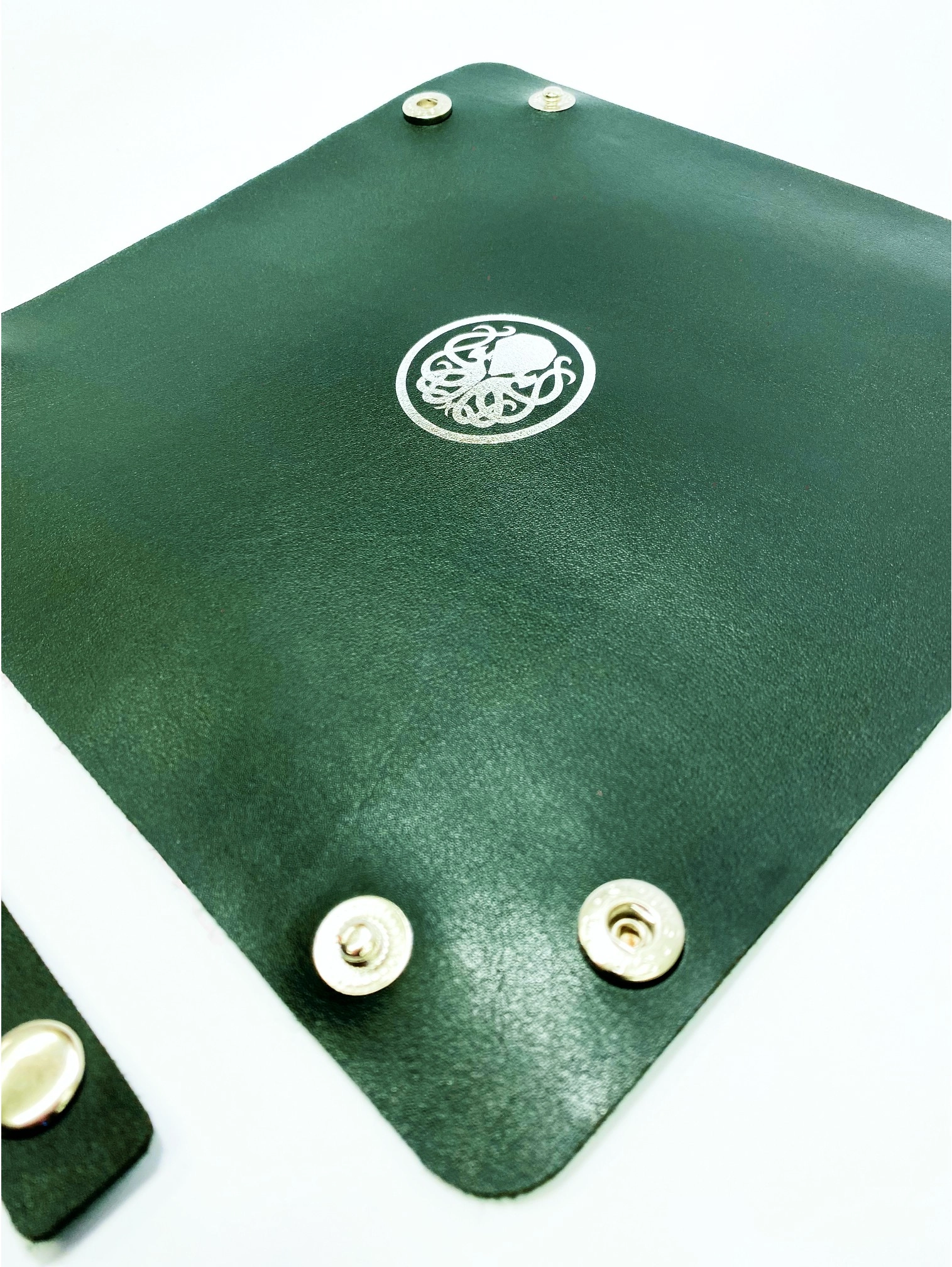 Лоток для кубиків Ктулху зелений Dice Tray, бренду Планета Ігор - 3 - KUBIX 