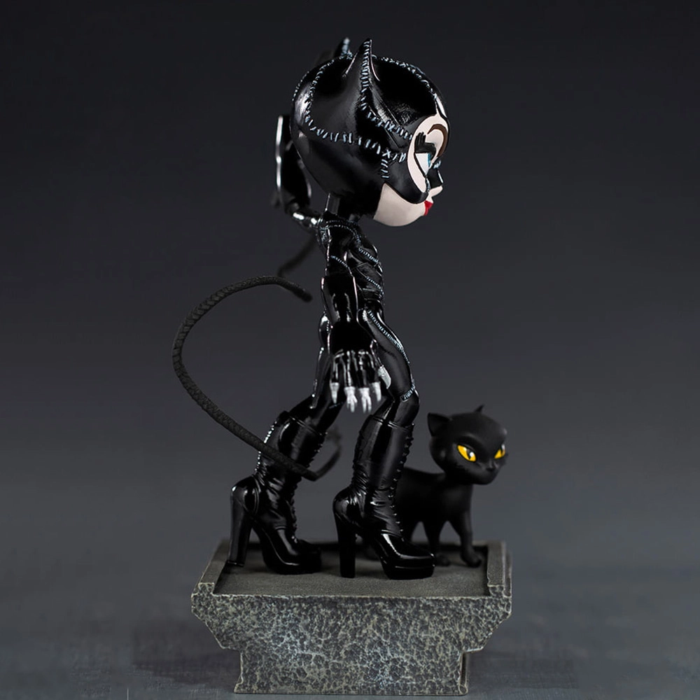 Фигурка Женщина-Кошка. Бэтмен (Catwoman Batman Returns. DC COMICS) - 4 - KUBIX 