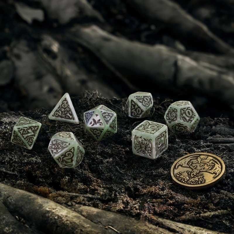 Набор кубиков The Witcher Dice Set. Leshen - Строитель Тотемов - 4 - KUBIX 
