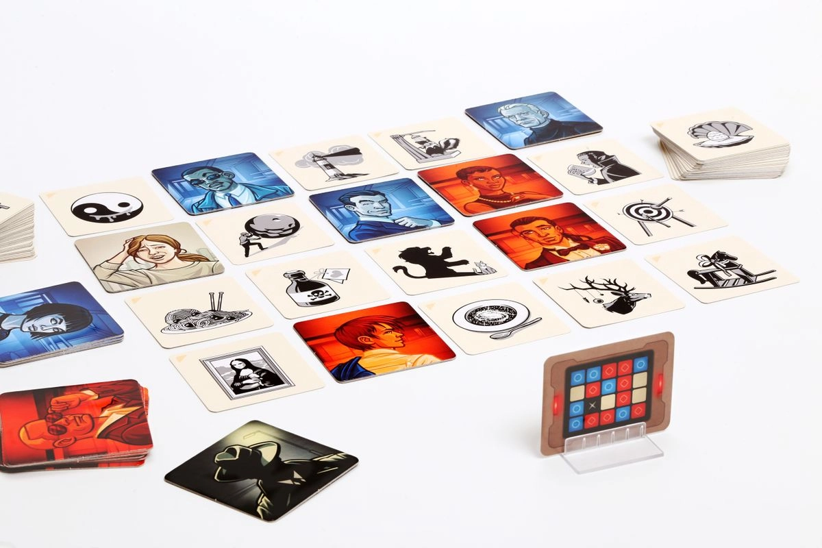 Настольная игра Кодовые имена: Рисунки (Codenames: Pictures), бренду Feelindigo, для 2-8 гравців, час гри < 30мин. - 5 - KUBIX 