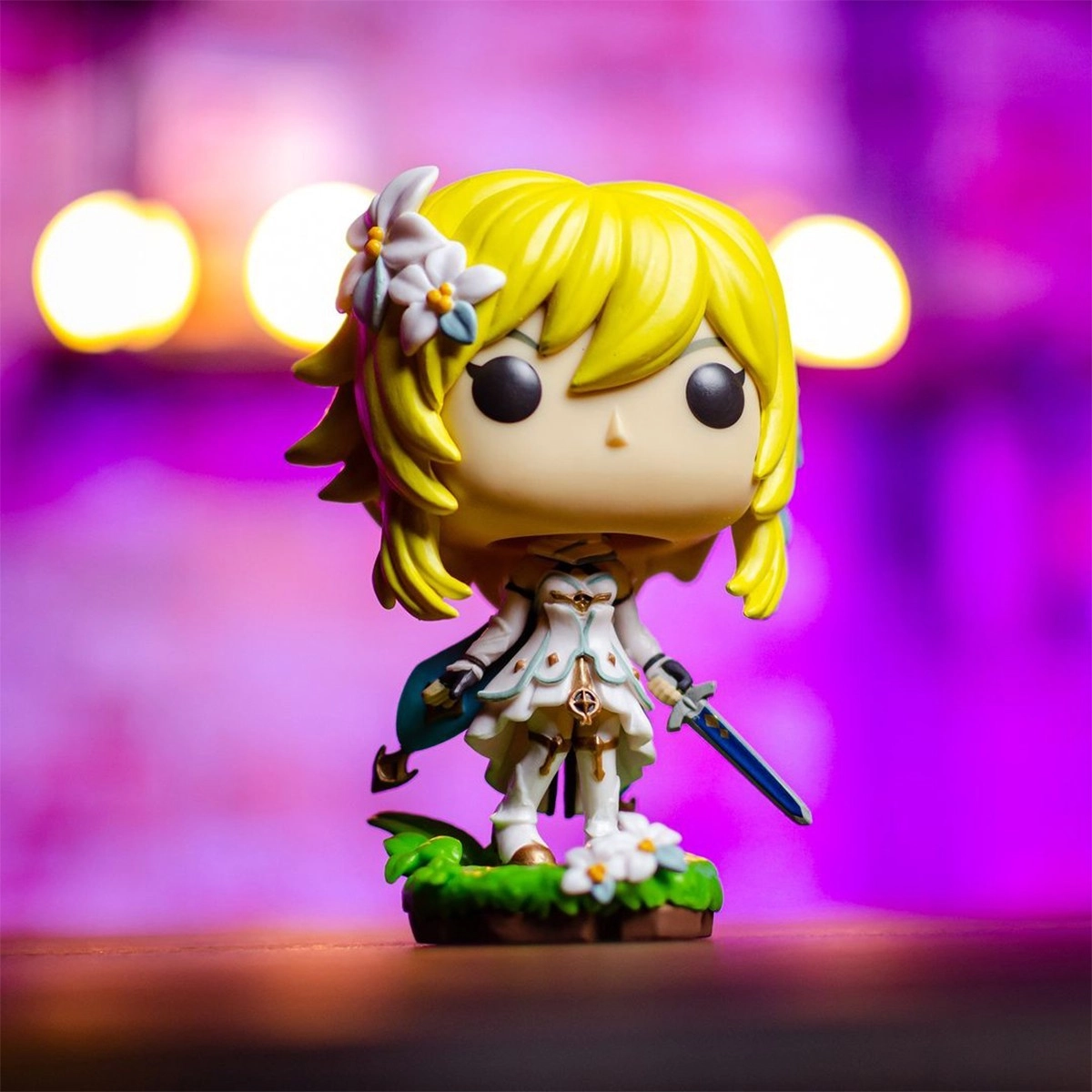 Ігрова фігурка FUNKO POP! ЛЮМІН (Lumine) Genshin Impack #161, бренду Funko - 3 - KUBIX 