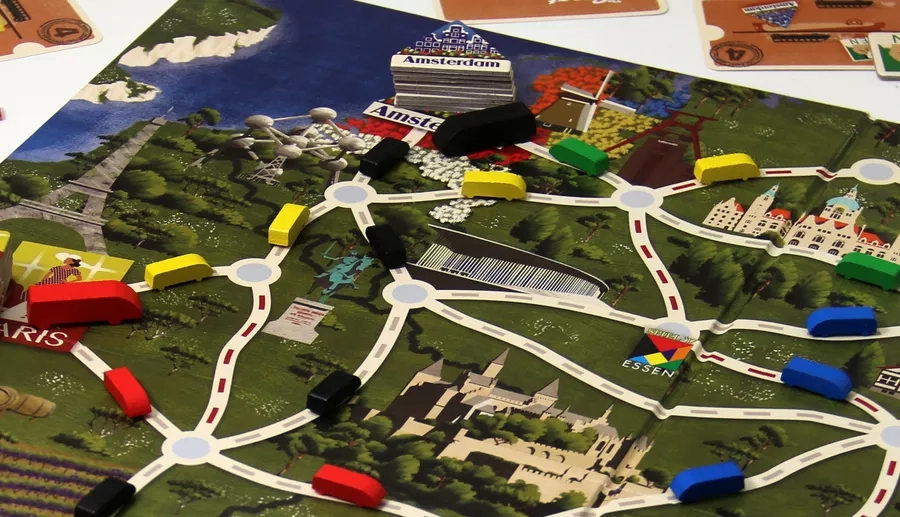 Настольная игра Чудесное путешествие (The Great Tour: European Cities), бренду Tactic, для 3-6 гравців, час гри < 30мин. - 8 - KUBIX 