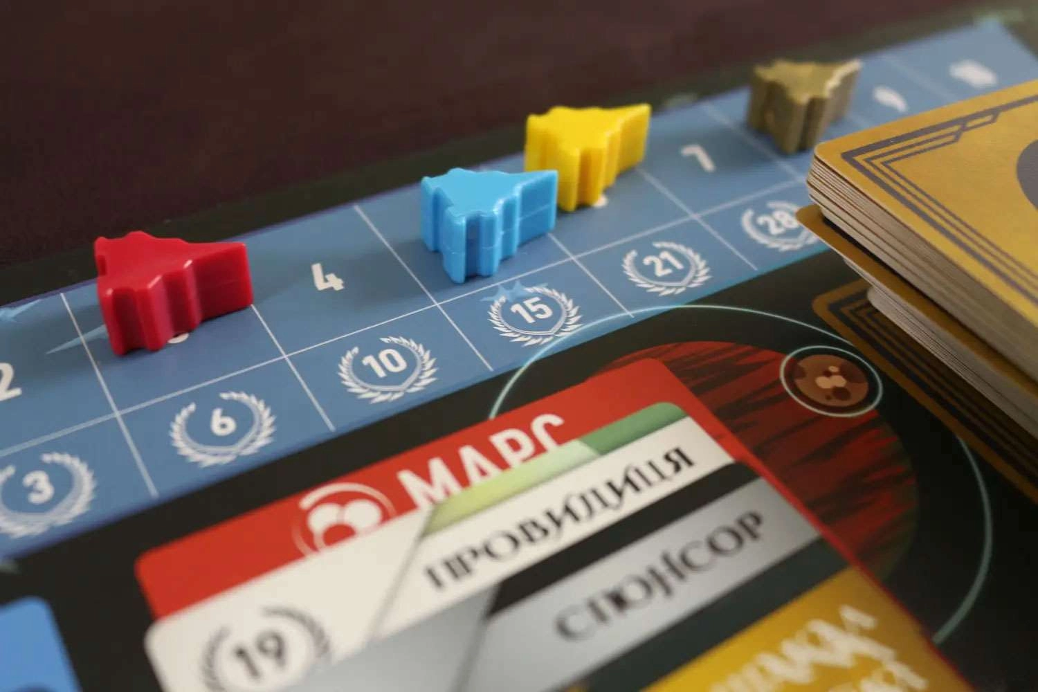 Настольная игра «Красный Рассвет» (Red Rising), бренду Geekach Games, для 1-6 гравців, час гри > 60мин. - 8 - KUBIX 