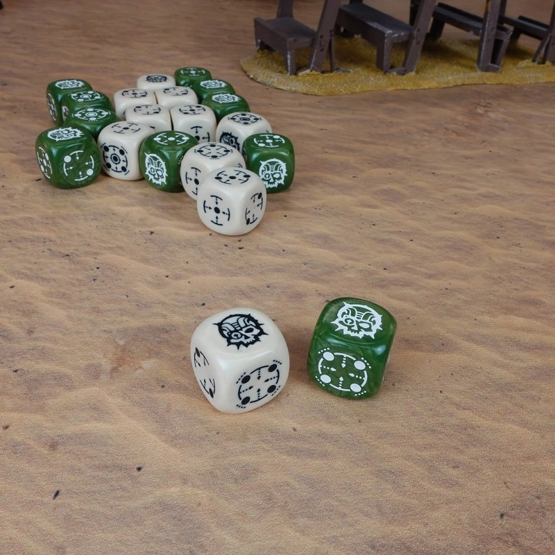 Набір кубиків Crosshairs Compact D6: Beige & Olive Dice Set - 3 - KUBIX 