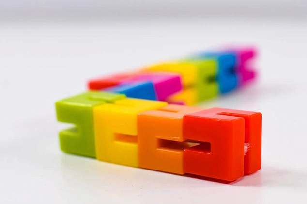 Настільна гра FLEX–головоломка, бренду Fun Games Shop, для 1-4 гравців - 2 - KUBIX