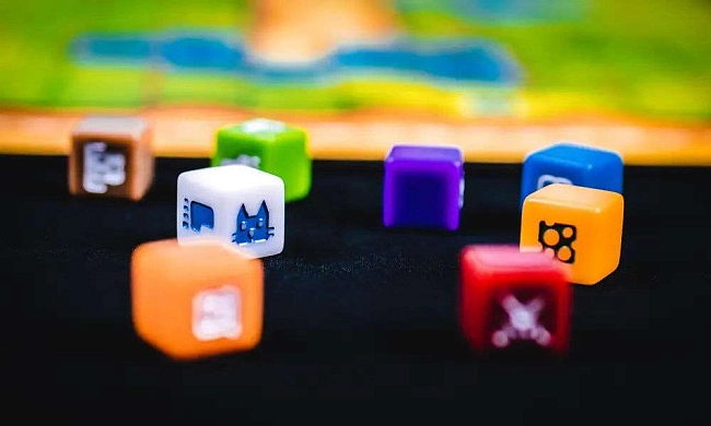 Настольная игра Кубитос (Cubitos), бренду Geekach Games, для 2-4 гравців, час гри < 30мин. - 7 - KUBIX