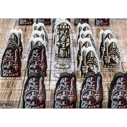 Настольная игра Фортеця короля (Hnefatafl), бренду Tactic, для 2-2 гравців, час гри < 30мин. - 2 - KUBIX