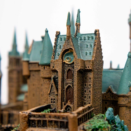 Статуетка Гоґвортс. Гаррі Поттер (HARRY POTTER Hogwarts School Sculpture) - 6 - KUBIX