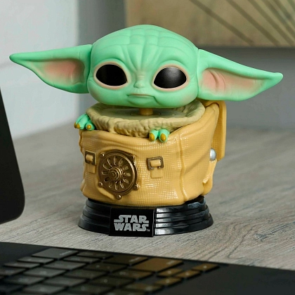 Ігрова фігурка FUNKO POP! МАЛЮК У СУМЦІ (The Child) Star Wars Mandalorian: #405, бренду Funko - 5 - KUBIX