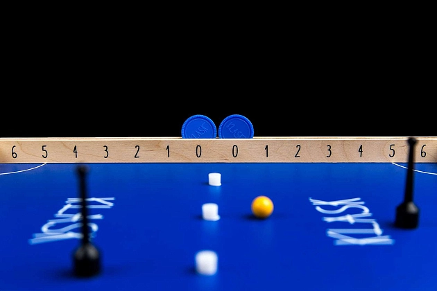 Настольная игра Класк для 2х игроков (KLASK 2), бренду Lord of Boards, для 2-2 гравців, час гри < 30мин. - 5 - KUBIX