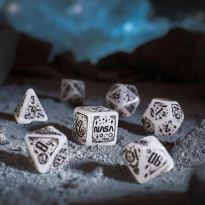 Набір кубиків Space Dice Set: Apollo (7), бренду Q-Workshop - 4 - KUBIX