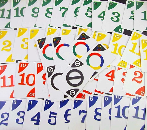 Настольная игра Фаза 10 (синяя коробка) (Phase 10 (blue box)), бренду Mattel, для 2-6 гравців, час гри < 60мин. - 3 - KUBIX