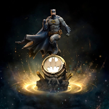 Статуетка Бетмен (DC COMICS Batman Deluxe Exclusive. Art Scale 1/10) - 6 - KUBIX