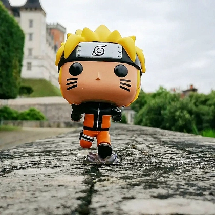 Ігрова фігурка FUNKO POP! НАРУТО, ЩО БІЖИТЬ (Naruto) #727, бренду Funko - 6 - KUBIX