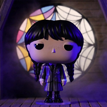 Ігрова Фігурка FUNKO POP! ВЕНЗДЕЙ (Wednesday) Adams Family #1309, бренду Funko - 4 - KUBIX