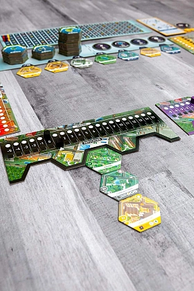 Настольная игра Suburbia 2nd Edition (Субурбія 2-е издание) (EN), для 1-4 гравців, час гри < 60мин. - 10 - KUBIX